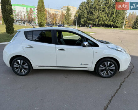 Белый Ниссан Лиф, объемом двигателя 0 л и пробегом 144 тыс. км за 7250 $, фото 6 на Automoto.ua