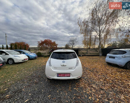 Белый Ниссан Лиф, объемом двигателя 0 л и пробегом 122 тыс. км за 6200 $, фото 13 на Automoto.ua