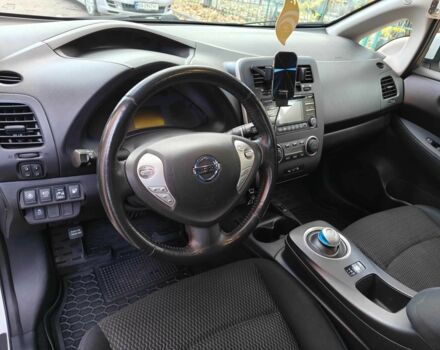 Белый Ниссан Лиф, объемом двигателя 0 л и пробегом 118 тыс. км за 7599 $, фото 11 на Automoto.ua