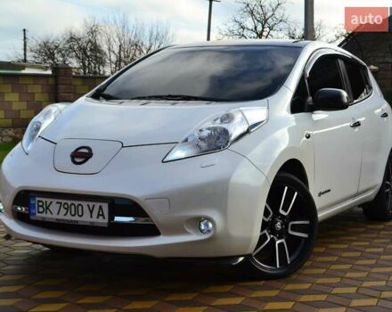 Білий Ніссан Ліф, об'ємом двигуна 0 л та пробігом 96 тис. км за 7950 $, фото 11 на Automoto.ua