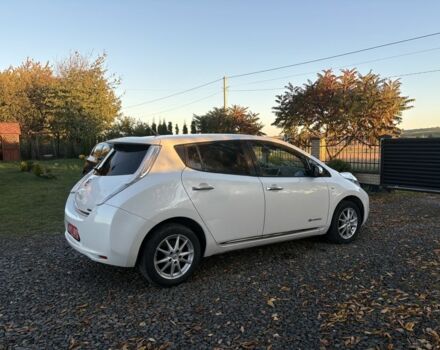 Белый Ниссан Лиф, объемом двигателя 0 л и пробегом 117 тыс. км за 6200 $, фото 3 на Automoto.ua