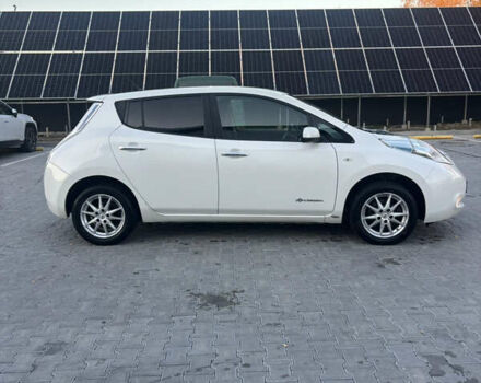 Білий Ніссан Ліф, об'ємом двигуна 0 л та пробігом 127 тис. км за 6450 $, фото 9 на Automoto.ua