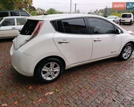 Білий Ніссан Ліф, об'ємом двигуна 0 л та пробігом 140 тис. км за 7000 $, фото 5 на Automoto.ua