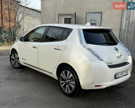 Белый Ниссан Лиф, объемом двигателя 0 л и пробегом 145 тыс. км за 6000 $, фото 8 на Automoto.ua