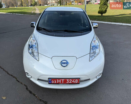 Белый Ниссан Лиф, объемом двигателя 0 л и пробегом 144 тыс. км за 7250 $, фото 8 на Automoto.ua