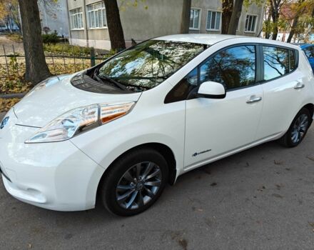 Белый Ниссан Лиф, объемом двигателя 0 л и пробегом 118 тыс. км за 7599 $, фото 6 на Automoto.ua