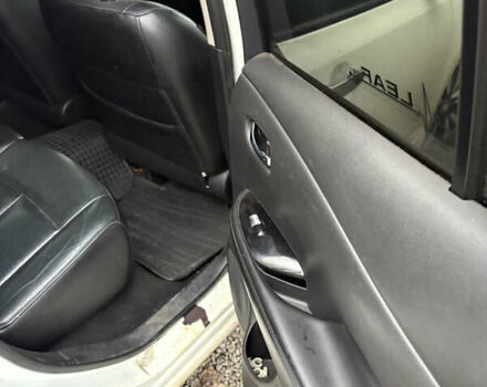 Белый Ниссан Лиф, объемом двигателя 0 л и пробегом 220 тыс. км за 5200 $, фото 17 на Automoto.ua