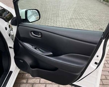 Белый Ниссан Лиф, объемом двигателя 0 л и пробегом 91 тыс. км за 8700 $, фото 21 на Automoto.ua