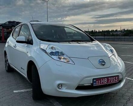 Білий Ніссан Ліф, об'ємом двигуна 0 л та пробігом 156 тис. км за 6899 $, фото 4 на Automoto.ua