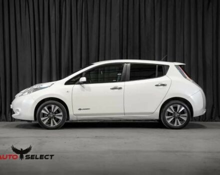 Белый Ниссан Лиф, объемом двигателя 0 л и пробегом 115 тыс. км за 7100 $, фото 3 на Automoto.ua