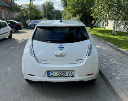 Белый Ниссан Лиф, объемом двигателя 0 л и пробегом 155 тыс. км за 7800 $, фото 3 на Automoto.ua