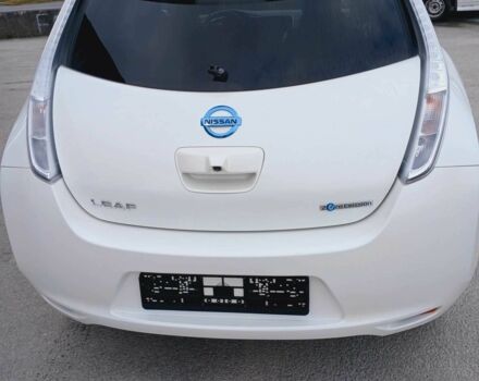 Білий Ніссан Ліф, об'ємом двигуна 0 л та пробігом 84 тис. км за 5400 $, фото 6 на Automoto.ua