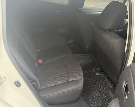 Білий Ніссан Ліф, об'ємом двигуна 0 л та пробігом 166 тис. км за 6500 $, фото 4 на Automoto.ua