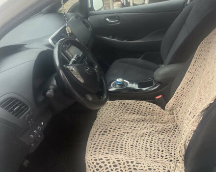 Белый Ниссан Лиф, объемом двигателя 0 л и пробегом 105 тыс. км за 6950 $, фото 9 на Automoto.ua