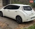 Білий Ніссан Ліф, об'ємом двигуна 0 л та пробігом 166 тис. км за 6500 $, фото 1 на Automoto.ua