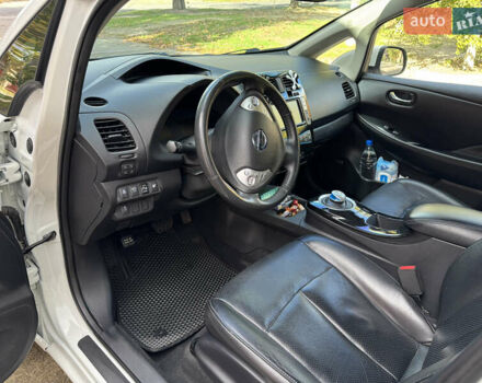 Білий Ніссан Ліф, об'ємом двигуна 0 л та пробігом 93 тис. км за 7900 $, фото 8 на Automoto.ua