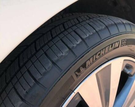 Белый Ниссан Лиф, объемом двигателя 0 л и пробегом 155 тыс. км за 10100 $, фото 13 на Automoto.ua