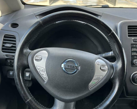 Білий Ніссан Ліф, об'ємом двигуна 0 л та пробігом 119 тис. км за 7499 $, фото 8 на Automoto.ua