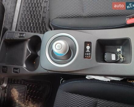 Белый Ниссан Лиф, объемом двигателя 0 л и пробегом 82 тыс. км за 13200 $, фото 11 на Automoto.ua