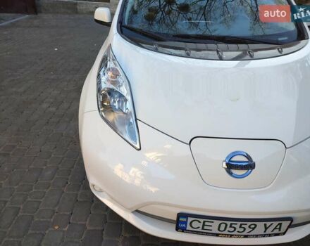 Белый Ниссан Лиф, объемом двигателя 0 л и пробегом 82 тыс. км за 13200 $, фото 18 на Automoto.ua