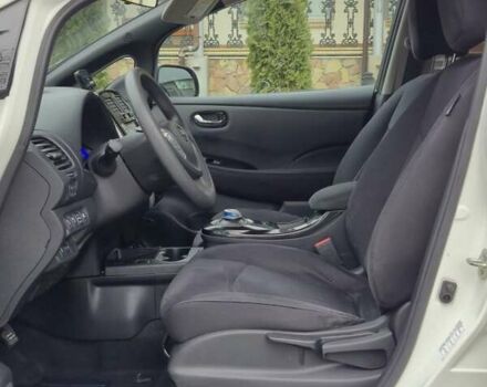 Белый Ниссан Лиф, объемом двигателя 0 л и пробегом 73 тыс. км за 5900 $, фото 34 на Automoto.ua