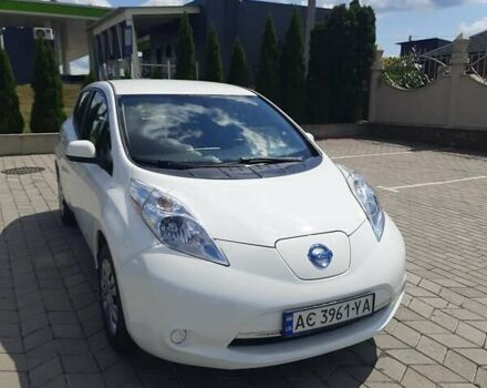 Білий Ніссан Ліф, об'ємом двигуна 0 л та пробігом 79 тис. км за 7150 $, фото 6 на Automoto.ua