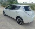 Білий Ніссан Ліф, об'ємом двигуна 0 л та пробігом 114 тис. км за 5600 $, фото 2 на Automoto.ua
