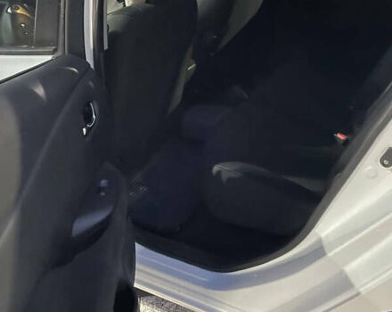 Білий Ніссан Ліф, об'ємом двигуна 0 л та пробігом 100 тис. км за 7100 $, фото 8 на Automoto.ua