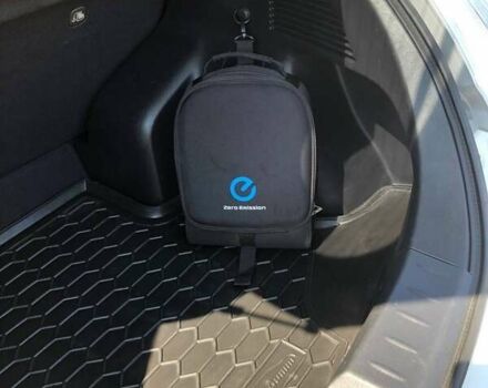 Белый Ниссан Лиф, объемом двигателя 0 л и пробегом 155 тыс. км за 10100 $, фото 9 на Automoto.ua