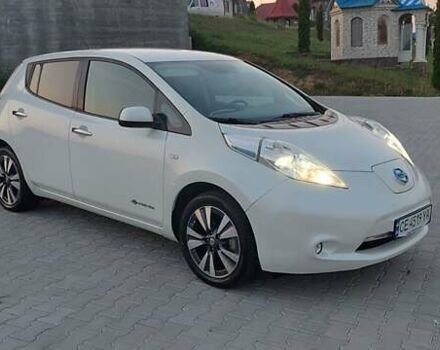 Білий Ніссан Ліф, об'ємом двигуна 0 л та пробігом 123 тис. км за 7877 $, фото 1 на Automoto.ua