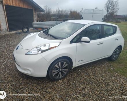 Білий Ніссан Ліф, об'ємом двигуна 0 л та пробігом 102 тис. км за 6200 $, фото 1 на Automoto.ua