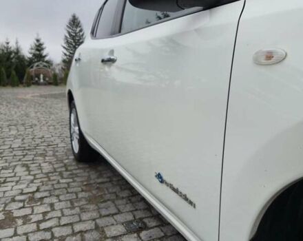 Белый Ниссан Лиф, объемом двигателя 0 л и пробегом 73 тыс. км за 5900 $, фото 18 на Automoto.ua