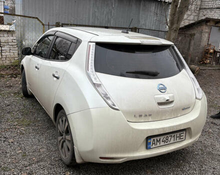 Белый Ниссан Лиф, объемом двигателя 0 л и пробегом 220 тыс. км за 5200 $, фото 7 на Automoto.ua