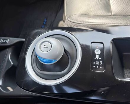 Білий Ніссан Ліф, об'ємом двигуна 0 л та пробігом 77 тис. км за 3200 $, фото 9 на Automoto.ua