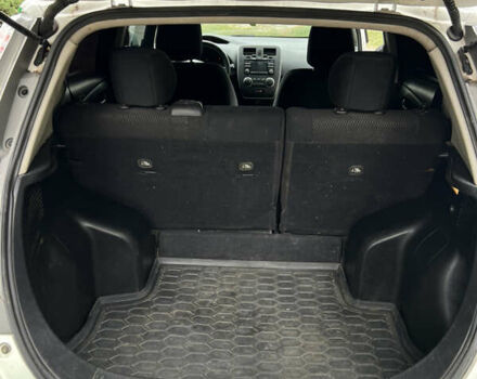 Белый Ниссан Лиф, объемом двигателя 0 л и пробегом 264 тыс. км за 4500 $, фото 11 на Automoto.ua