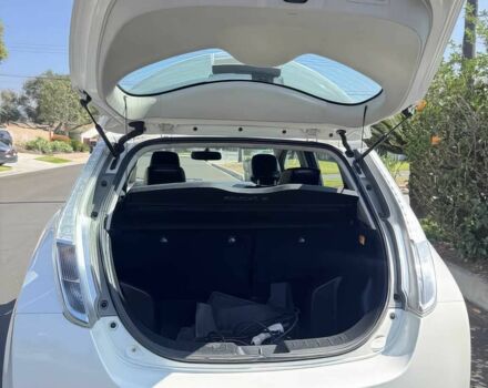 Белый Ниссан Лиф, объемом двигателя 0 л и пробегом 79 тыс. км за 1200 $, фото 9 на Automoto.ua