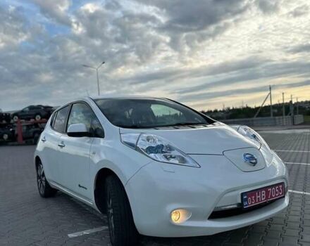 Білий Ніссан Ліф, об'ємом двигуна 0 л та пробігом 156 тис. км за 6899 $, фото 6 на Automoto.ua