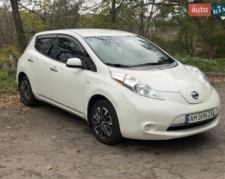 Білий Ніссан Ліф, об'ємом двигуна 0 л та пробігом 166 тис. км за 6500 $, фото 12 на Automoto.ua
