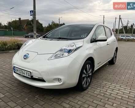 Белый Ниссан Лиф, объемом двигателя 0 л и пробегом 91 тыс. км за 8700 $, фото 2 на Automoto.ua