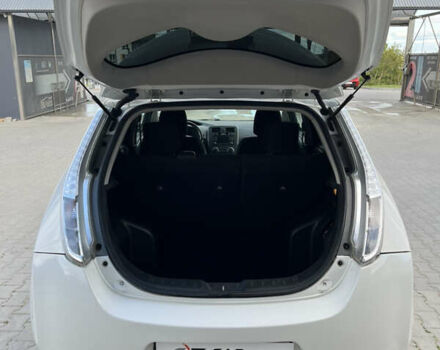 Білий Ніссан Ліф, об'ємом двигуна 0 л та пробігом 119 тис. км за 7499 $, фото 6 на Automoto.ua