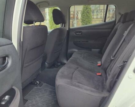 Белый Ниссан Лиф, объемом двигателя 0 л и пробегом 73 тыс. км за 5900 $, фото 15 на Automoto.ua