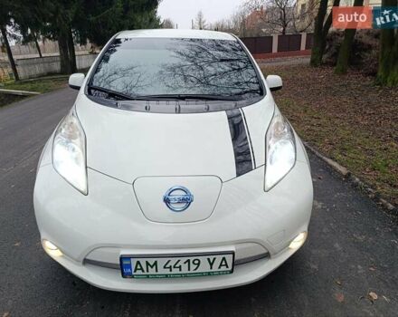 Белый Ниссан Лиф, объемом двигателя 0 л и пробегом 67 тыс. км за 7500 $, фото 55 на Automoto.ua