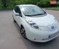 Белый Ниссан Лиф, объемом двигателя 0 л и пробегом 125 тыс. км за 8000 $, фото 1 на Automoto.ua