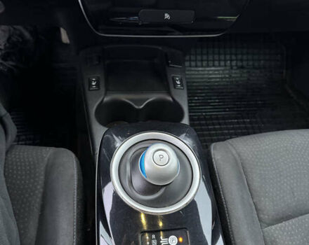 Белый Ниссан Лиф, объемом двигателя 0 л и пробегом 121 тыс. км за 6900 $, фото 14 на Automoto.ua