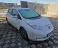 Белый Ниссан Лиф, объемом двигателя 0 л и пробегом 217 тыс. км за 5200 $, фото 1 на Automoto.ua