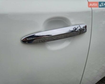 Белый Ниссан Лиф, объемом двигателя 0 л и пробегом 73 тыс. км за 5900 $, фото 23 на Automoto.ua