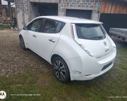 Білий Ніссан Ліф, об'ємом двигуна 0 л та пробігом 102 тис. км за 6200 $, фото 6 на Automoto.ua