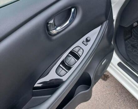 Белый Ниссан Лиф, объемом двигателя 0 л и пробегом 41 тыс. км за 8659 $, фото 23 на Automoto.ua