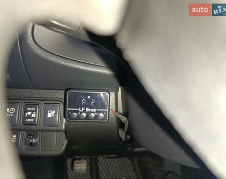 Белый Ниссан Лиф, объемом двигателя 0 л и пробегом 67 тыс. км за 7500 $, фото 12 на Automoto.ua