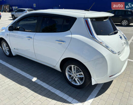 Білий Ніссан Ліф, об'ємом двигуна 0 л та пробігом 114 тис. км за 6999 $, фото 1 на Automoto.ua